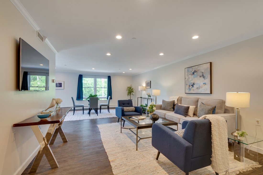 Condo in Lincoln, Massachusetts, United States 2 - 18444954