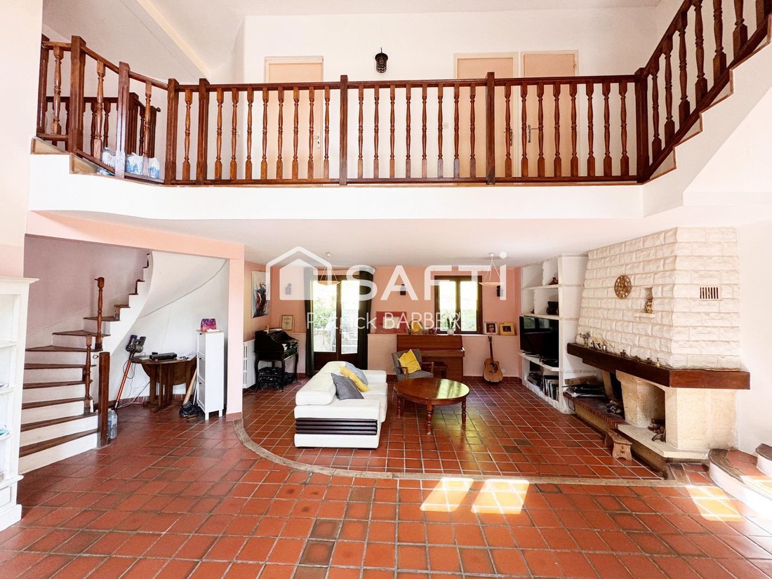 House in Vaureal, Ile-de-France, France 2 - 17871549