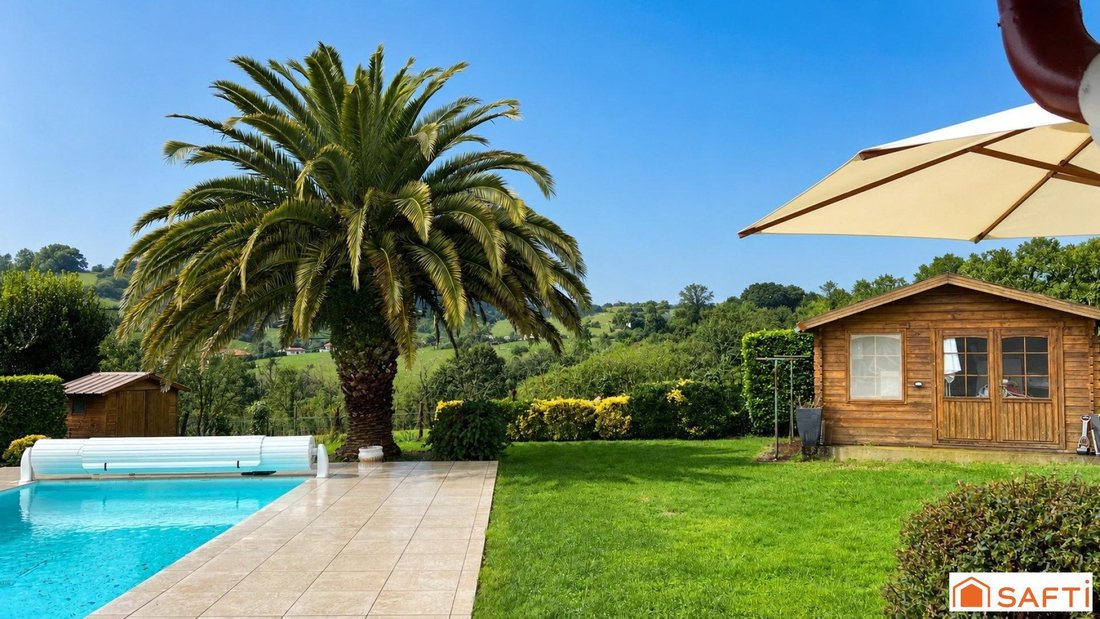 House in Saint-Palais, Nouvelle-Aquitaine, France 1 - 16624603