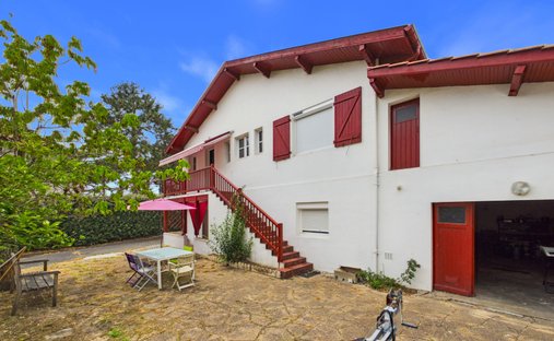 Villa in Anglet, Nouvelle-Aquitaine, France 1