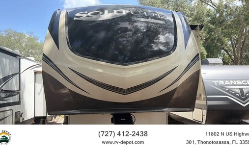 2021 Grand Design Solitude Fifth Wheel 375RES in Thonotosassa, FL, United States 1