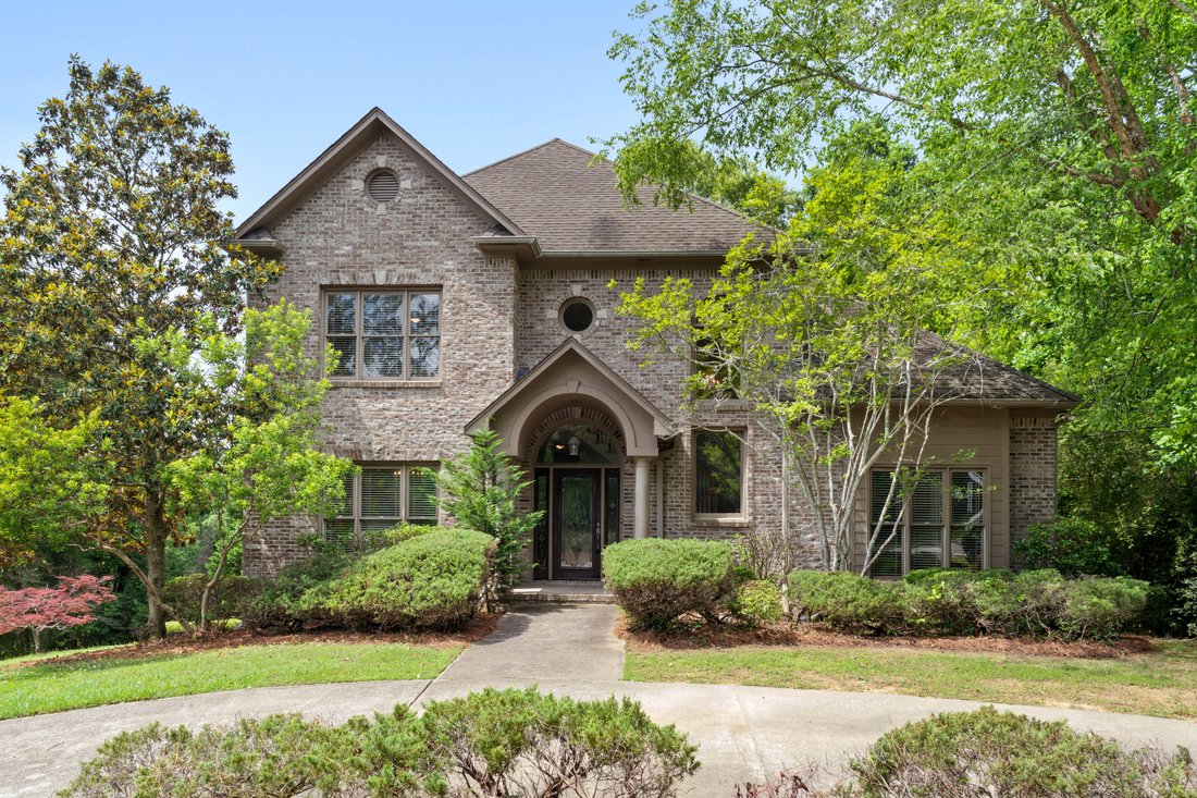 Mountain Brook, Alabama, United States 1 - 18445371