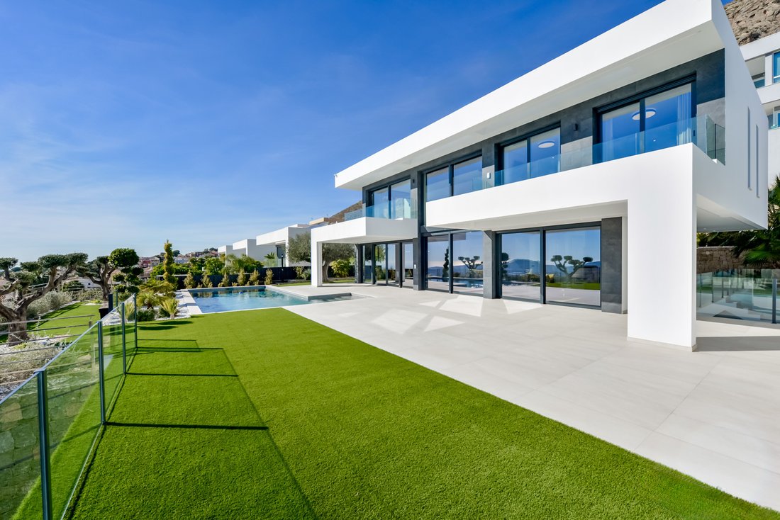 Villa in Finestrat, Valencian Community, Spain 2 - 18445399