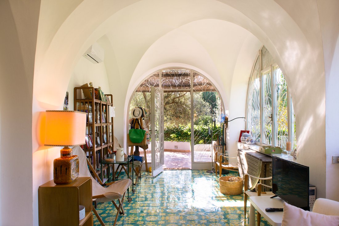 Villa in Anacapri, Campania, Italy 1 - 18445173