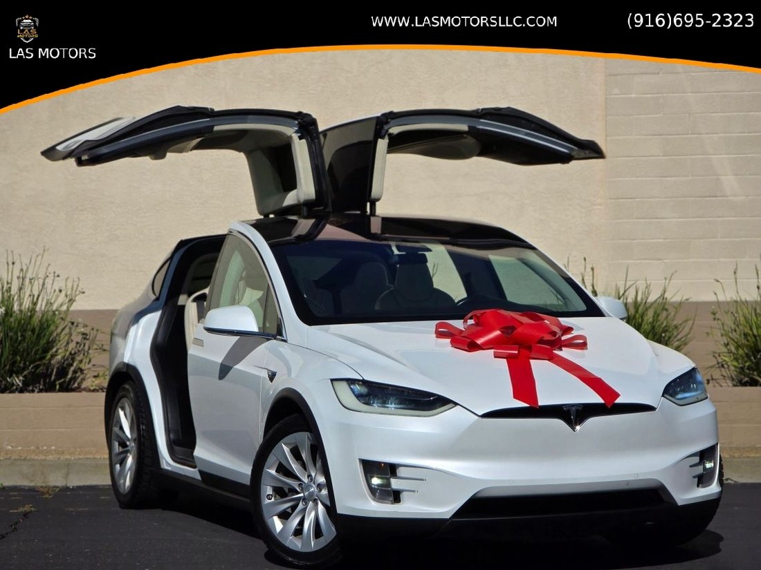 Suv in Roseville, CA, United States 1 - 18444771