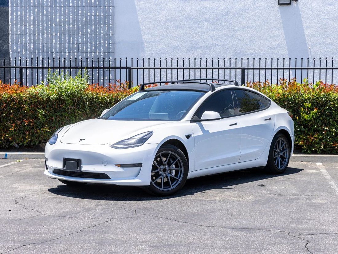 Sedan in Azusa, CA, United States 5 - 18412606