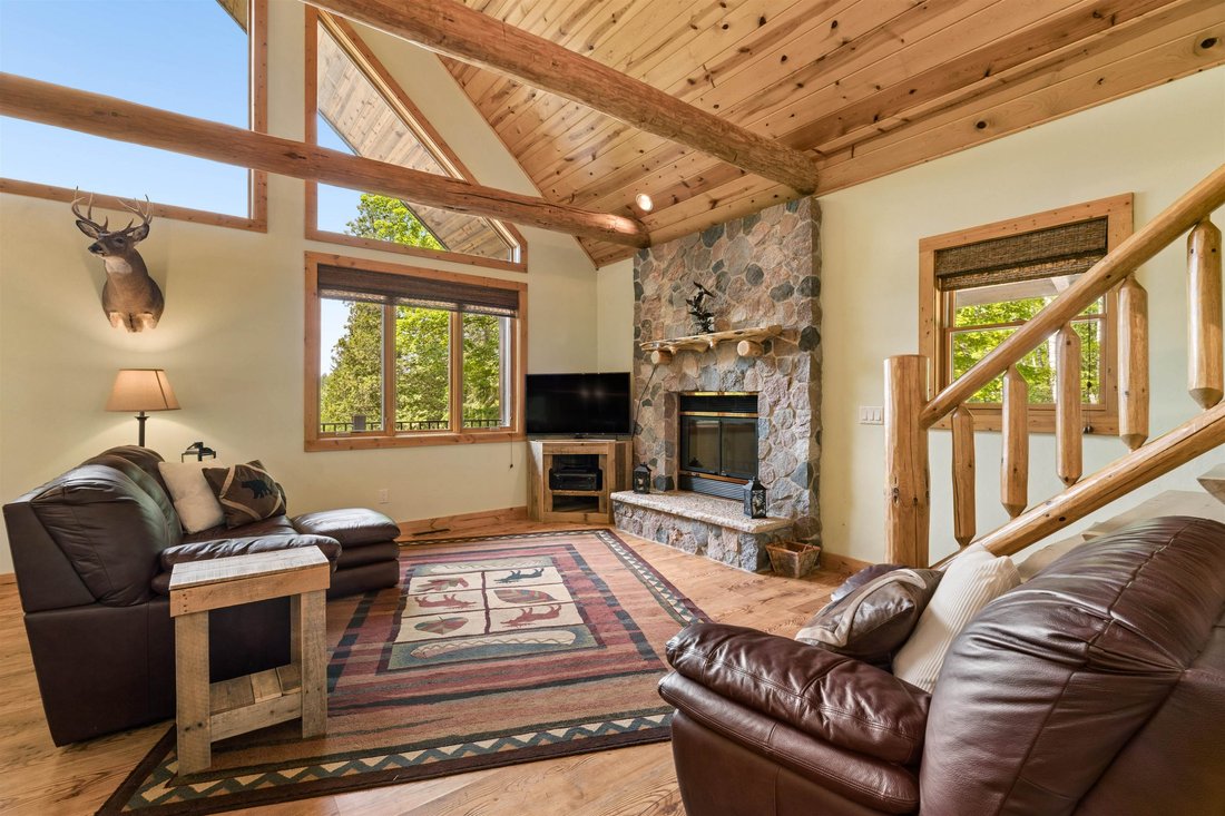 House in Mountain, Wisconsin, United States 4 - 18444937