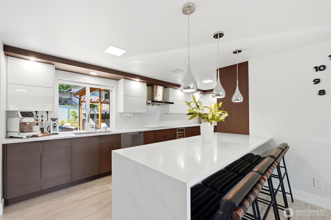 House in Everett, Washington, United States 5 - 18445367