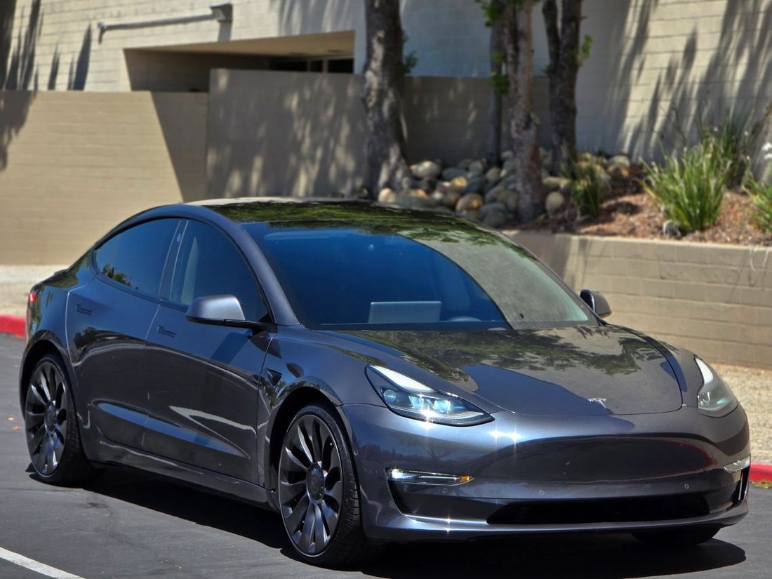 Sedan in Roseville, CA, United States 3 - 18444749