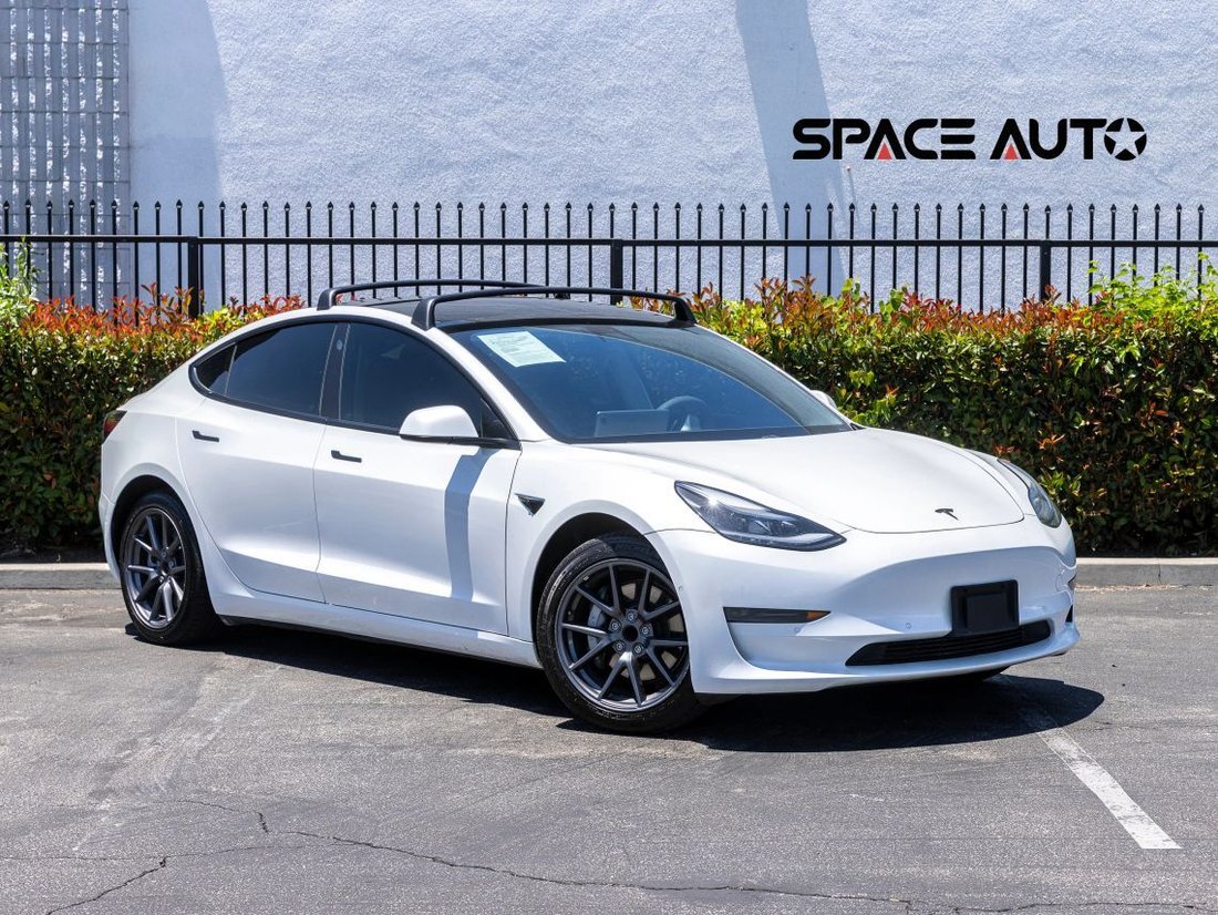 Sedan in Azusa, CA, United States 1 - 18412606