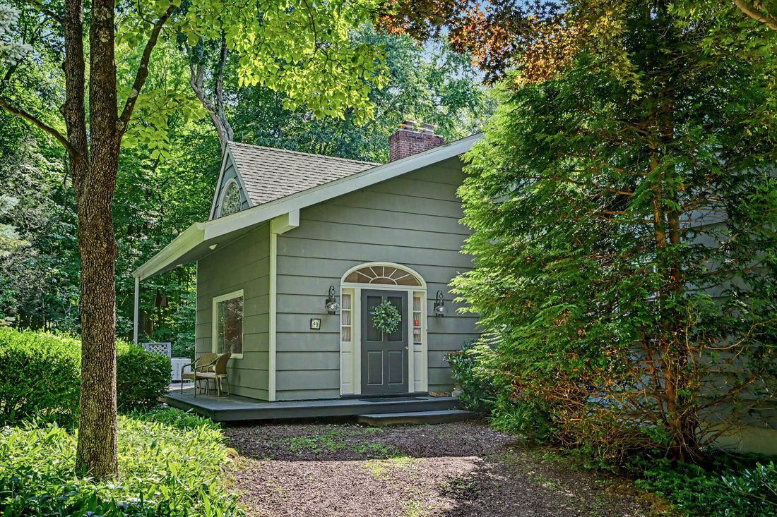 House in Weston, Connecticut, United States 2 - 18445149