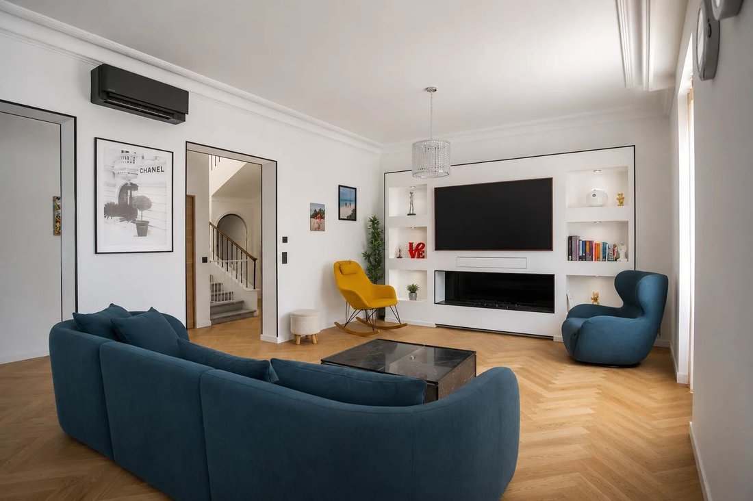 House in Nice, Provence-Alpes-Côte d'Azur, France 3 - 18448062