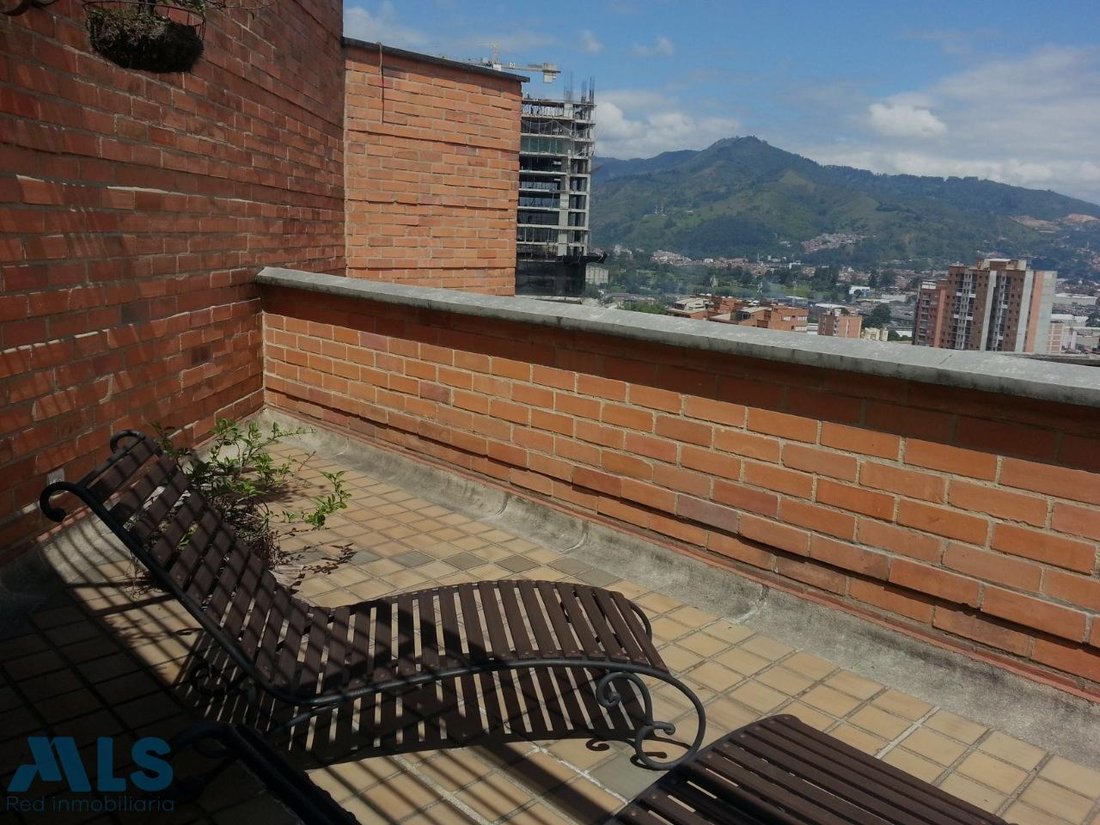 Apartment in Sabaneta, Antioquia, Colombia 2 - 18446855