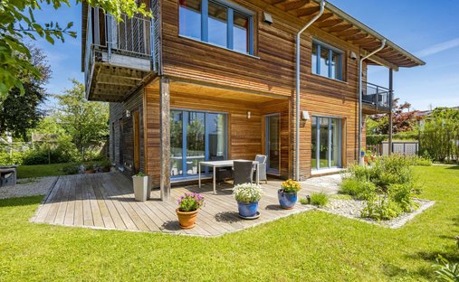 House in Höhenkirchen-Siegertsbrunn, Bavaria, Germany 1