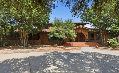 House in Jacksboro, Texas, United States 1