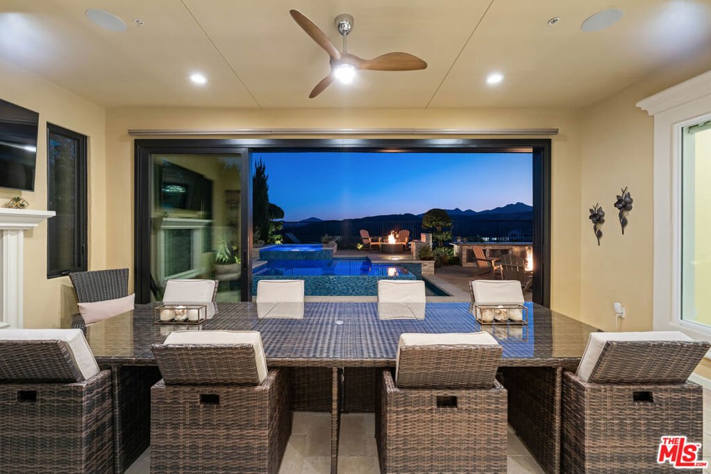 House in Los Angeles, California, United States 4 - 18449892