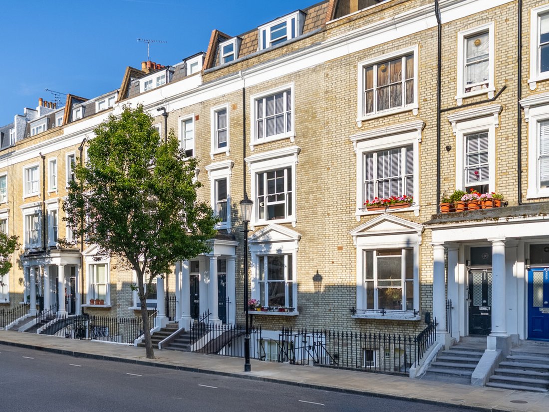 Apartment in Earls Court, Kensington And Chelsea, England 1 - 18450131