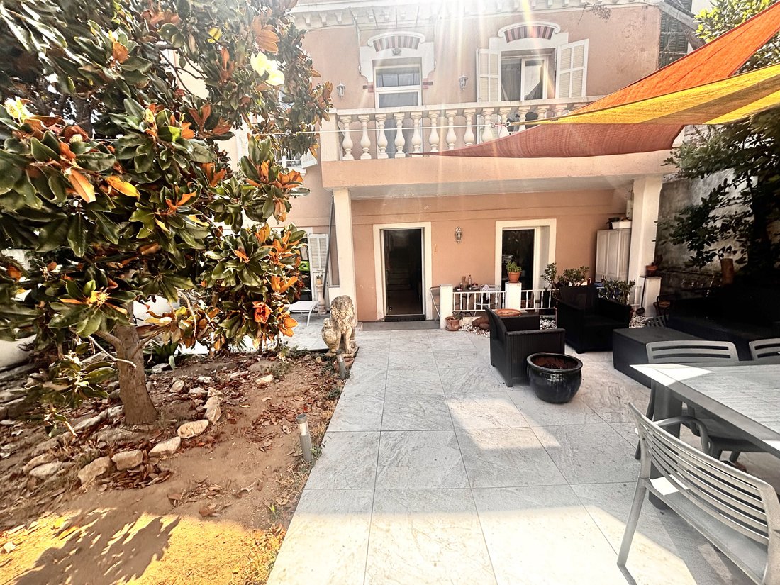 Estate in Cannes, Provence-Alpes-Côte d'Azur, France 1 - 18440956
