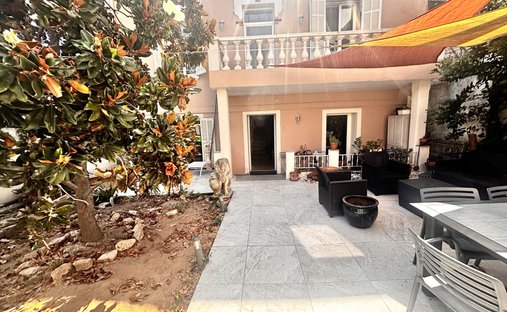 Estate in Cannes, Provence-Alpes-Côte d'Azur, France 1