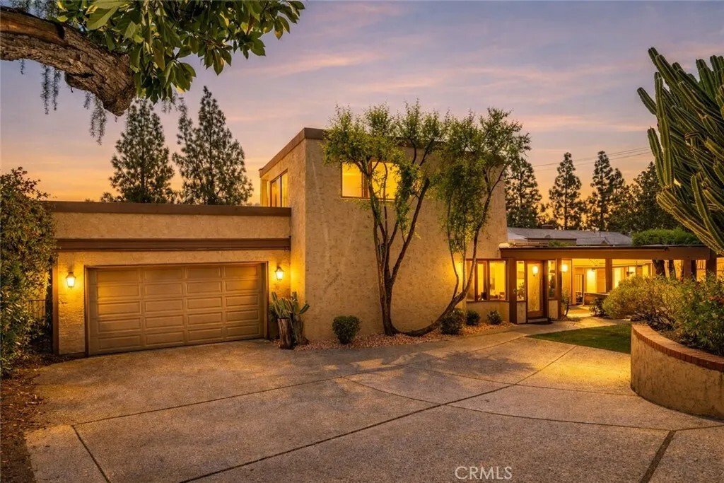 House in Upland, California, United States 1 - 17755024