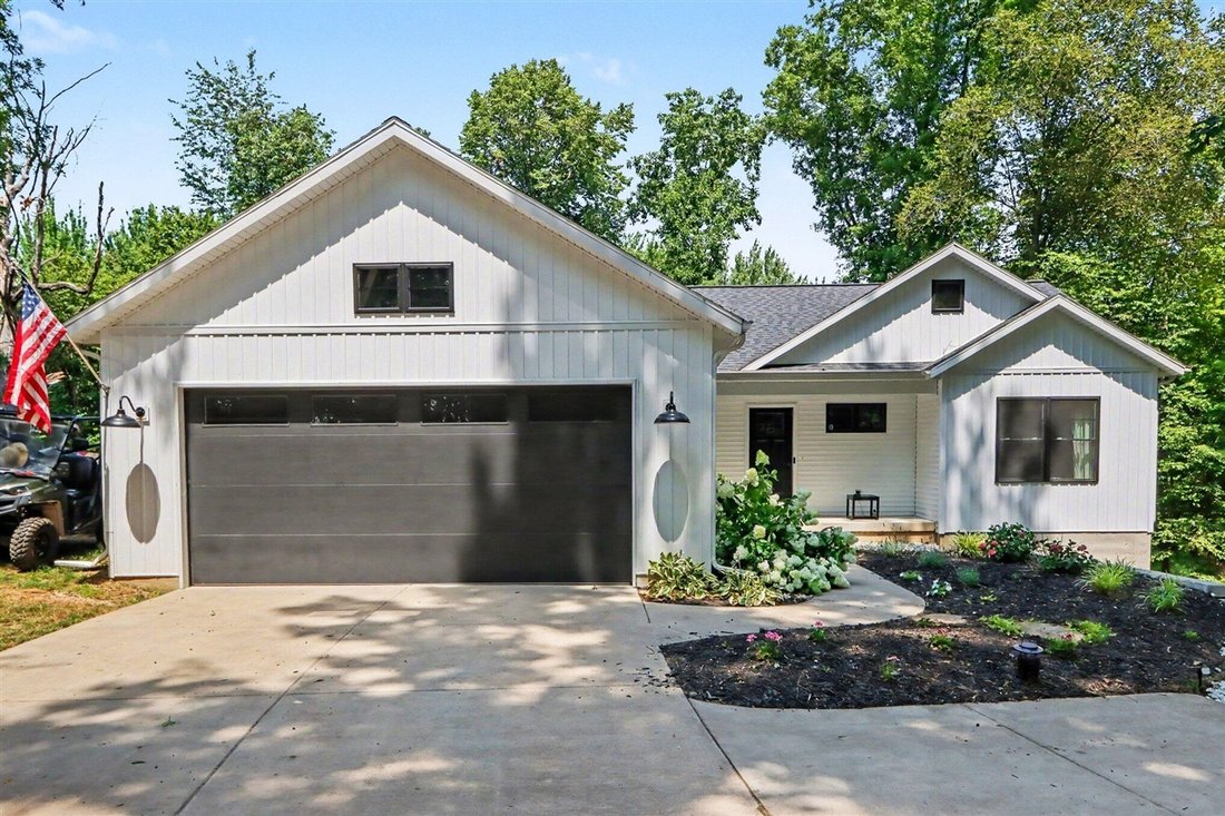 House in Allegan, Michigan, United States 2 - 18308372