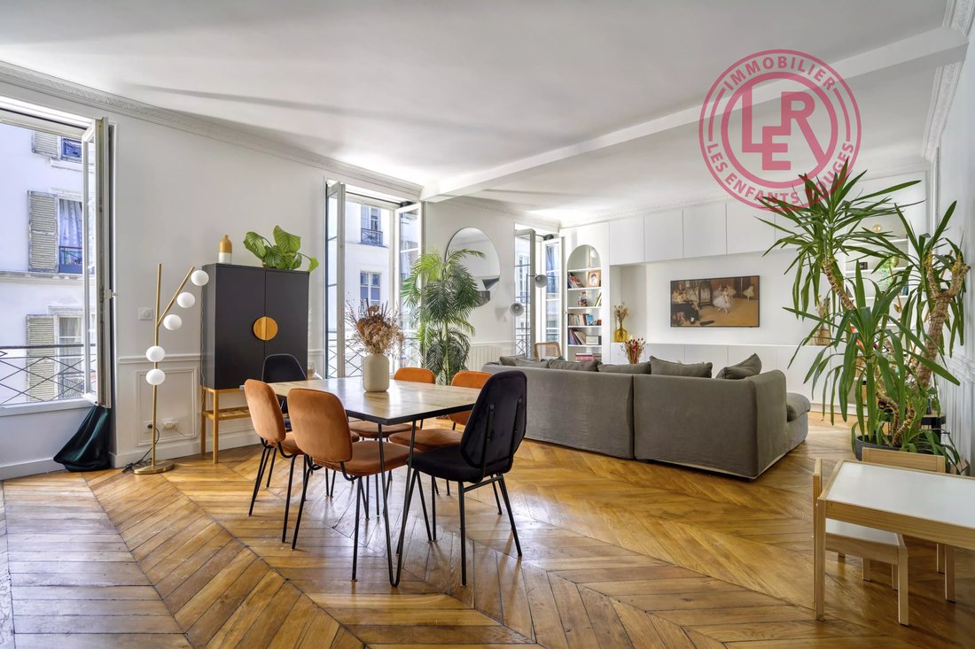 Apartment in Arts et Métiers, Paris 3e Arrondissement, Paris 2 - 18448223