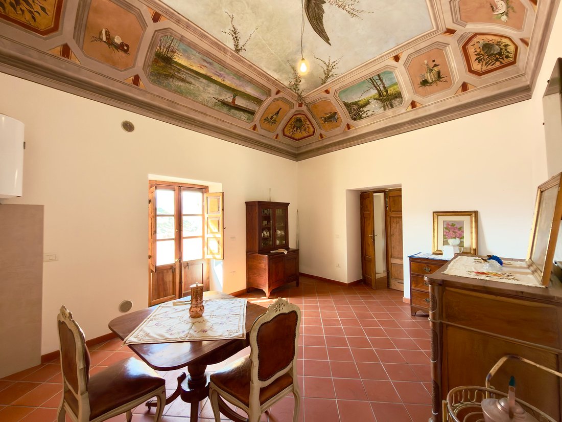 House in Capestrano, Abruzzo, Italy 5 - 18446736