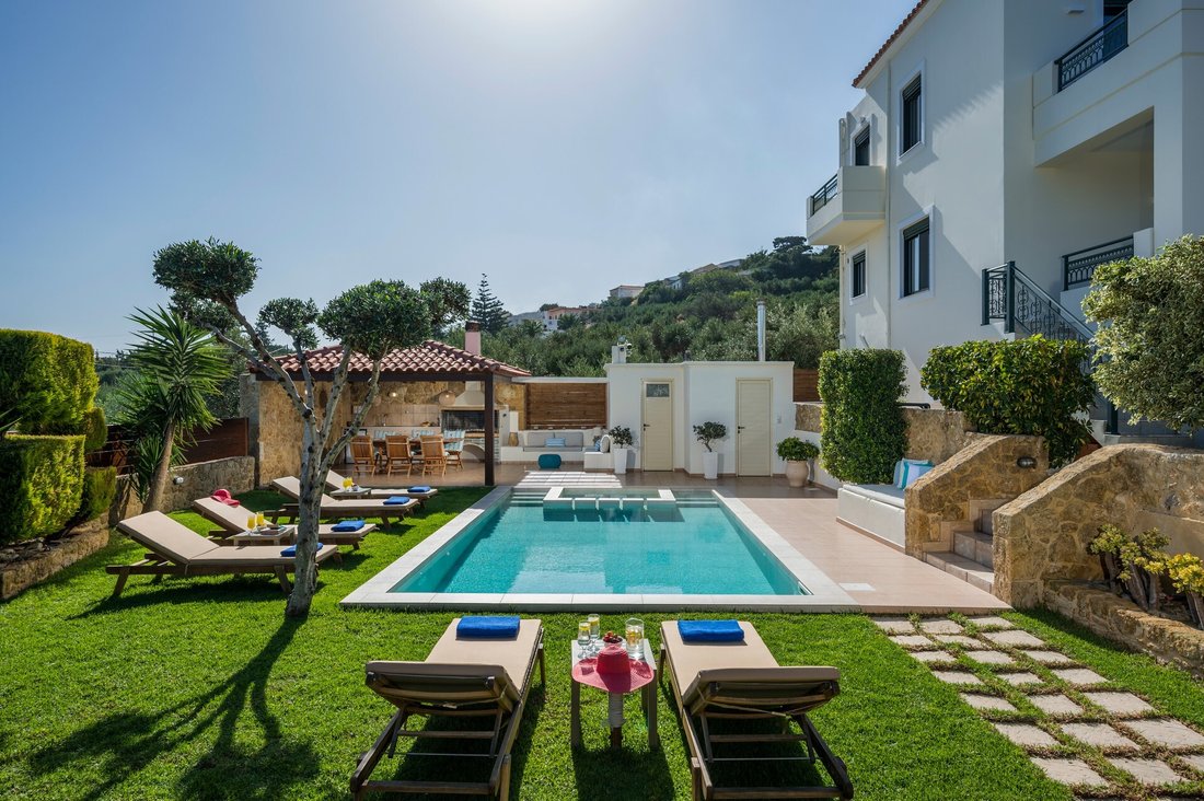 Villa in Platanias, Greece 1 - 18452196