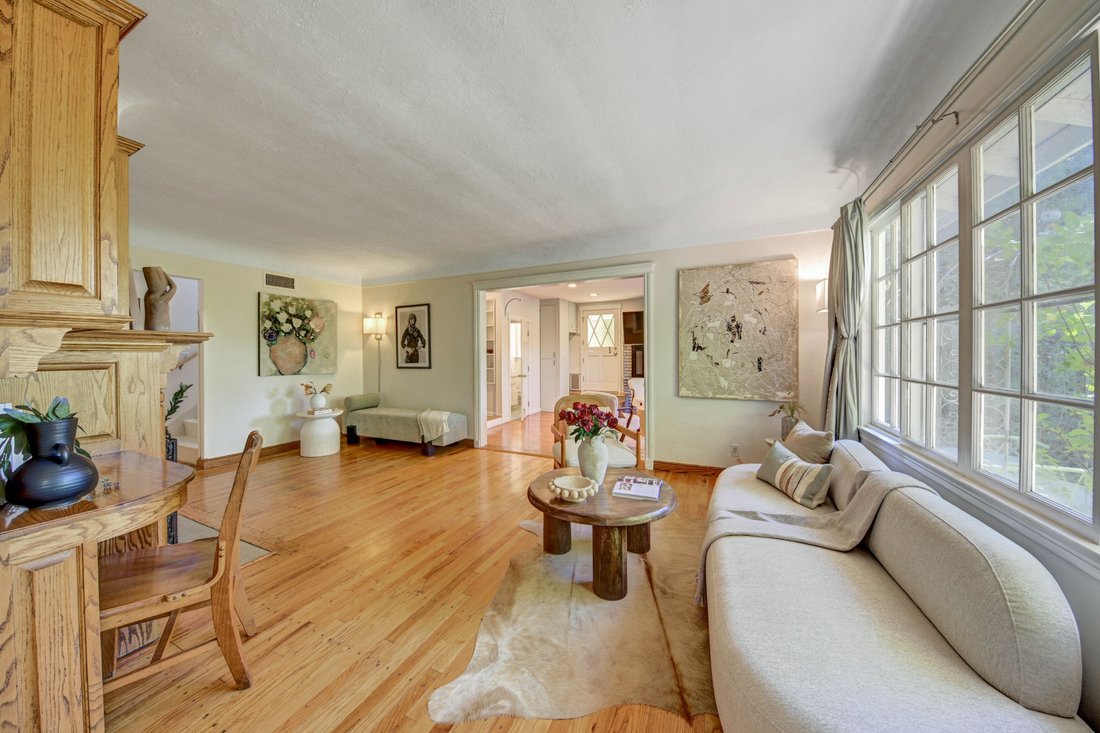 House in Los Angeles, California, United States 4 - 18448677