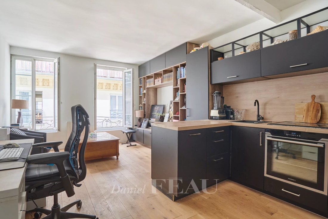 Apartment in Palais Royal, Paris 1er Arrondissement, Paris 2 - 18447909