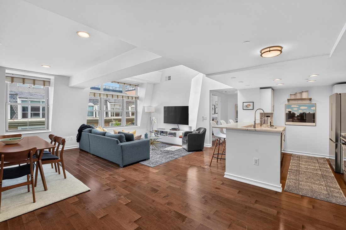 Condo in Jersey City, New Jersey, United States 2 - 18450917