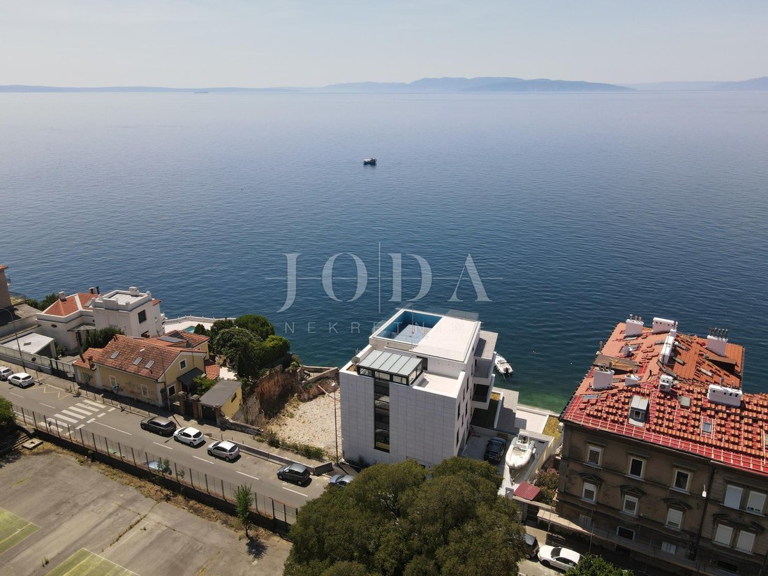 Apartment in Mjesni odbor Pecine, Grad Rijeka, Primorje-Gorski Kotar County 2 - 18451286