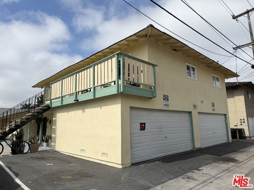 Huntington Beach, California, United States 5 - 18449851