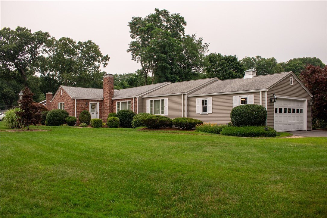 House in Warwick, Rhode Island, United States 3 - 18442236