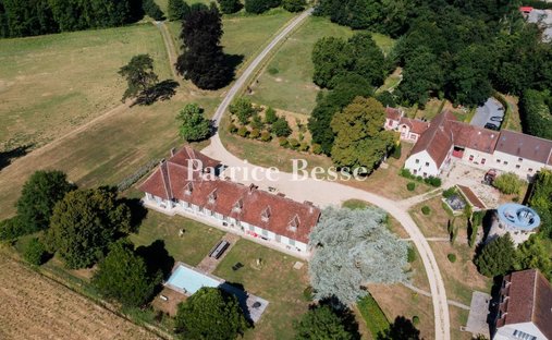 House in Guerard, Ile-de-France, France 1