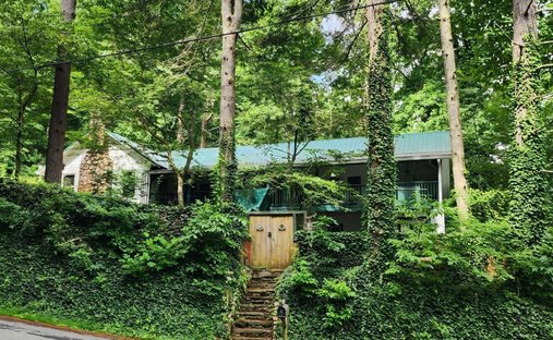 House in Lakemont, Georgia, United States 1