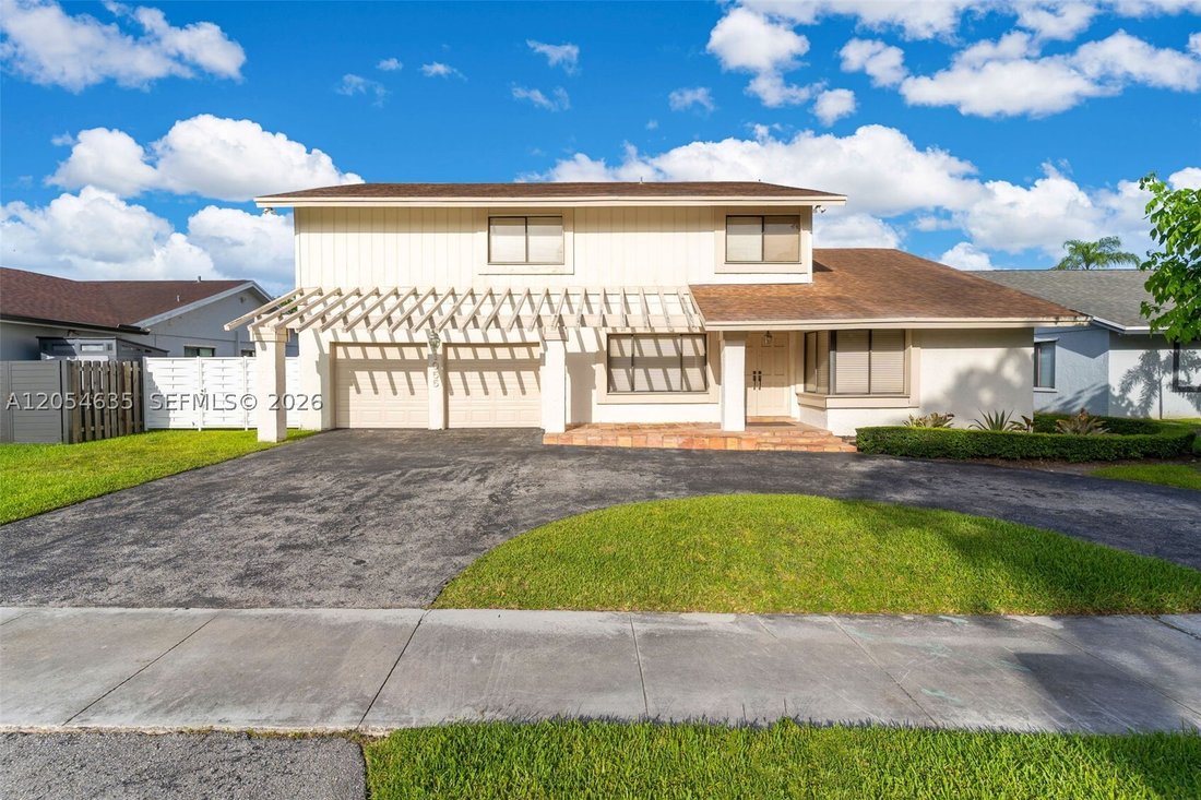 House in West Miami, Florida, United States 2 - 18446193
