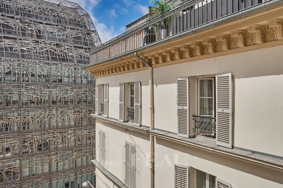 Apartment in Palais Royal, Paris 1er Arrondissement, Paris 4 - 18447909