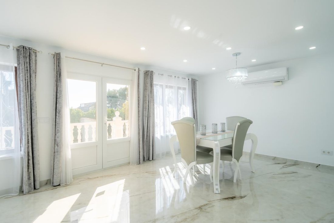 Villa in la Nucia, Valencian Community, Spain 5 - 18447953