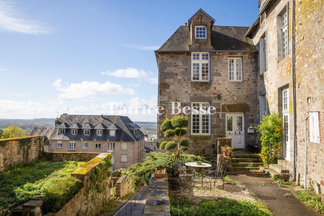 Casa a Domfront, Domfront en Poiraie, Francia 1 - 18449005
