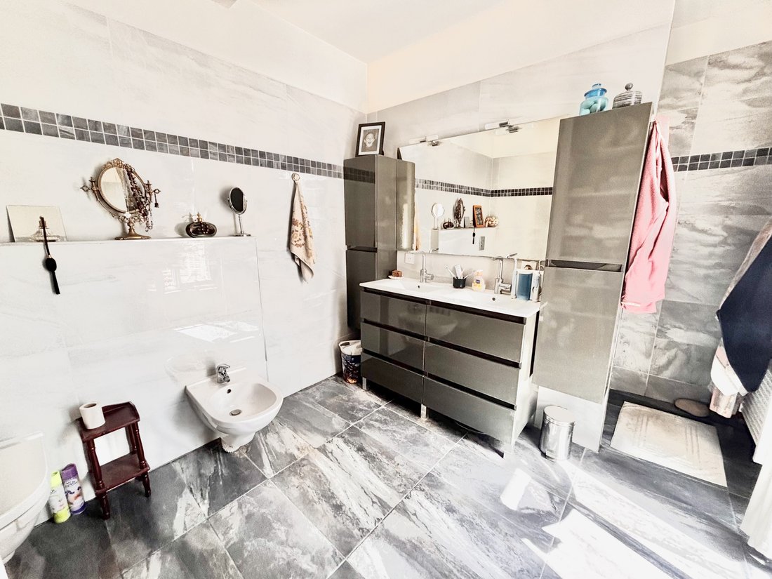 Estate in Cannes, Provence-Alpes-Côte d'Azur, France 5 - 18440956