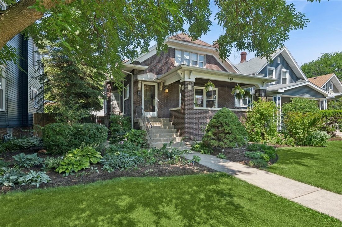 House in Oak Park, Illinois, United States 2 - 18447127