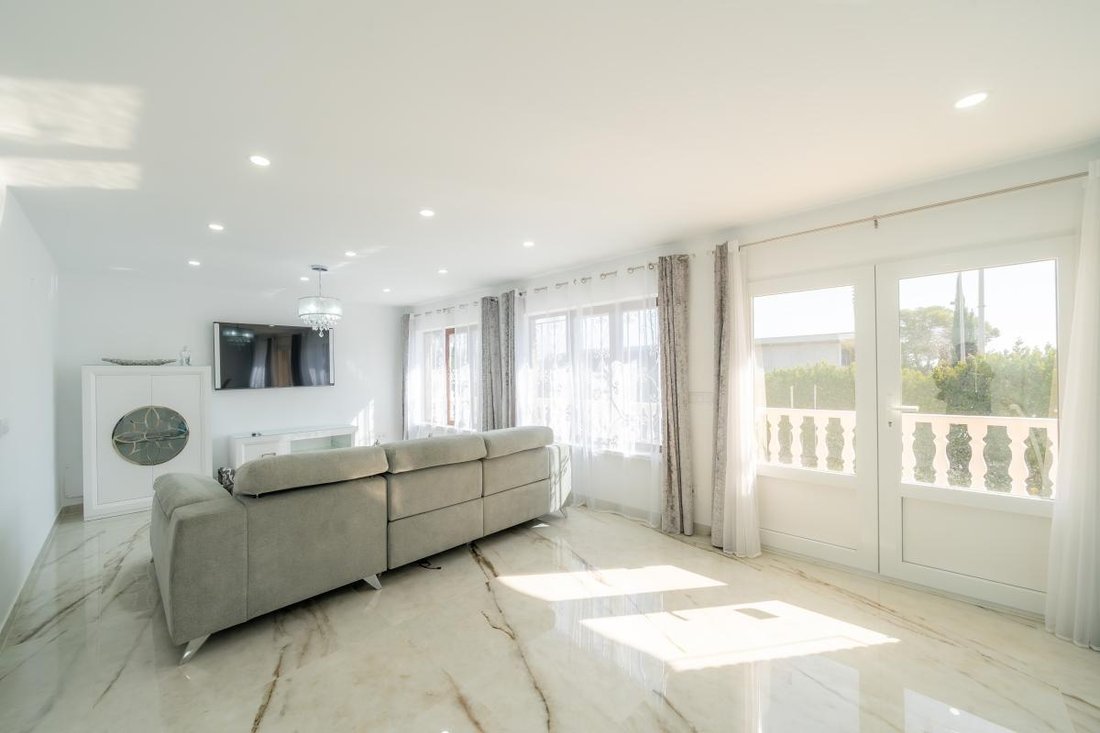 Villa in la Nucia, Valencian Community, Spain 3 - 18447953