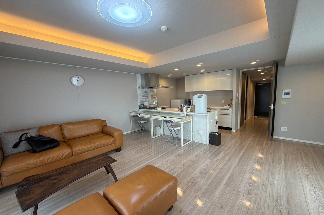 Condo in Naha, Okinawa, Japan 2 - 18452393