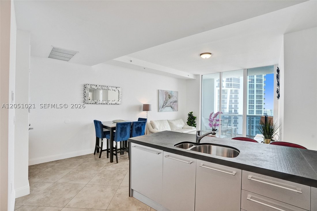 Condo in Golden Beach, Florida, United States 2 - 18449459