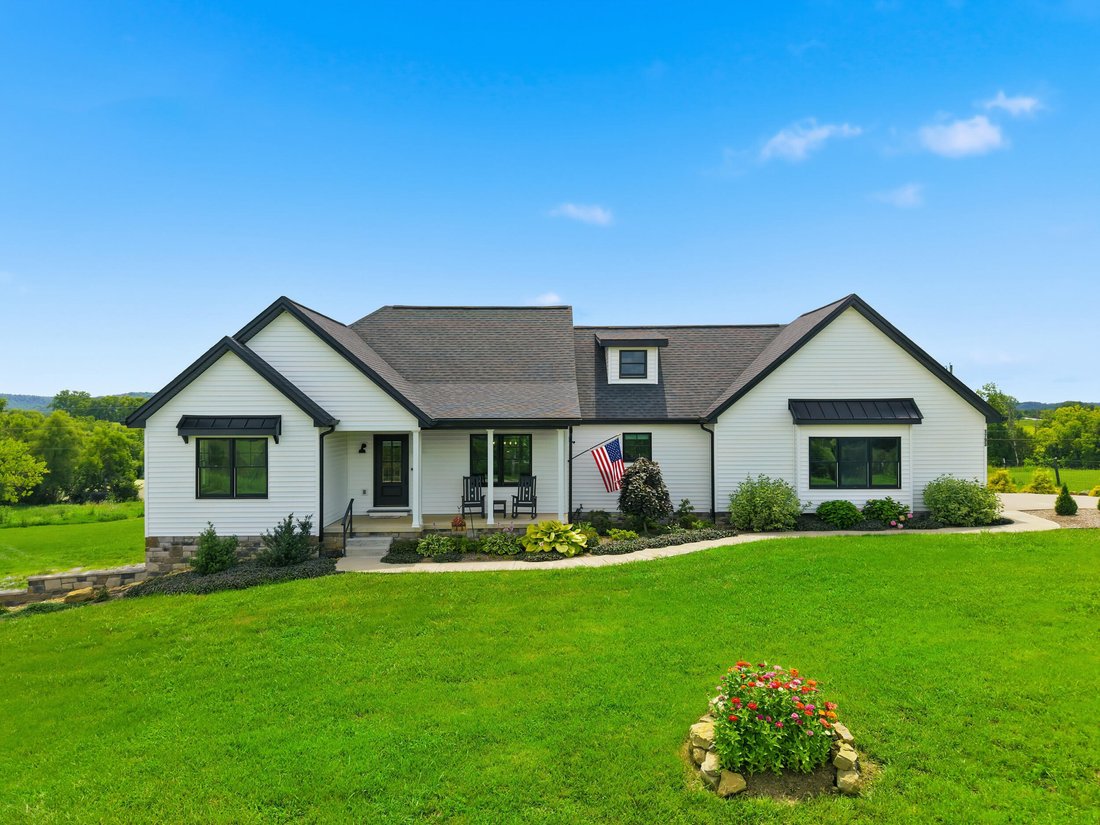 House in Stanford, Kentucky, United States 1 - 18449579