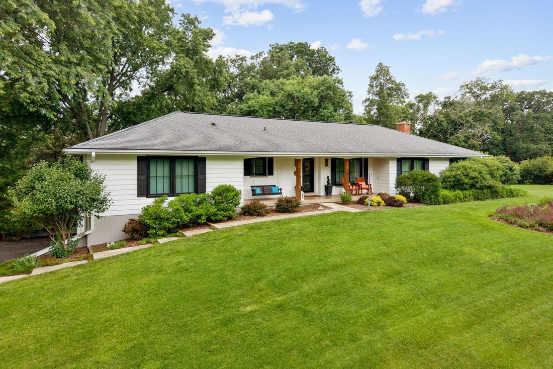 House in Campton Hills, Illinois, United States 2 - 18450725