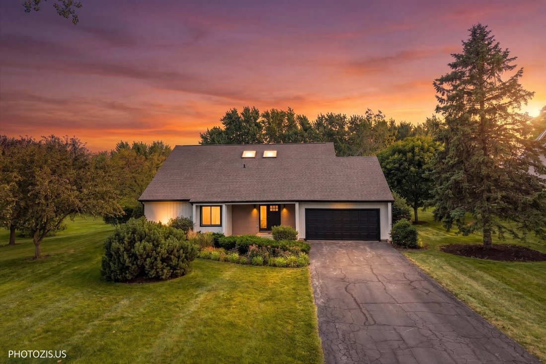 House in Barrington Hills, Illinois, United States 2 - 18450669