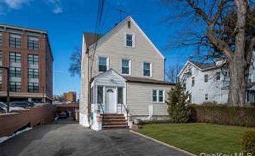 Apartment in New Rochelle, New York, United States 1