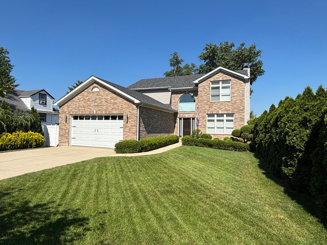 House in Bensenville, Illinois, United States 2 - 18447136